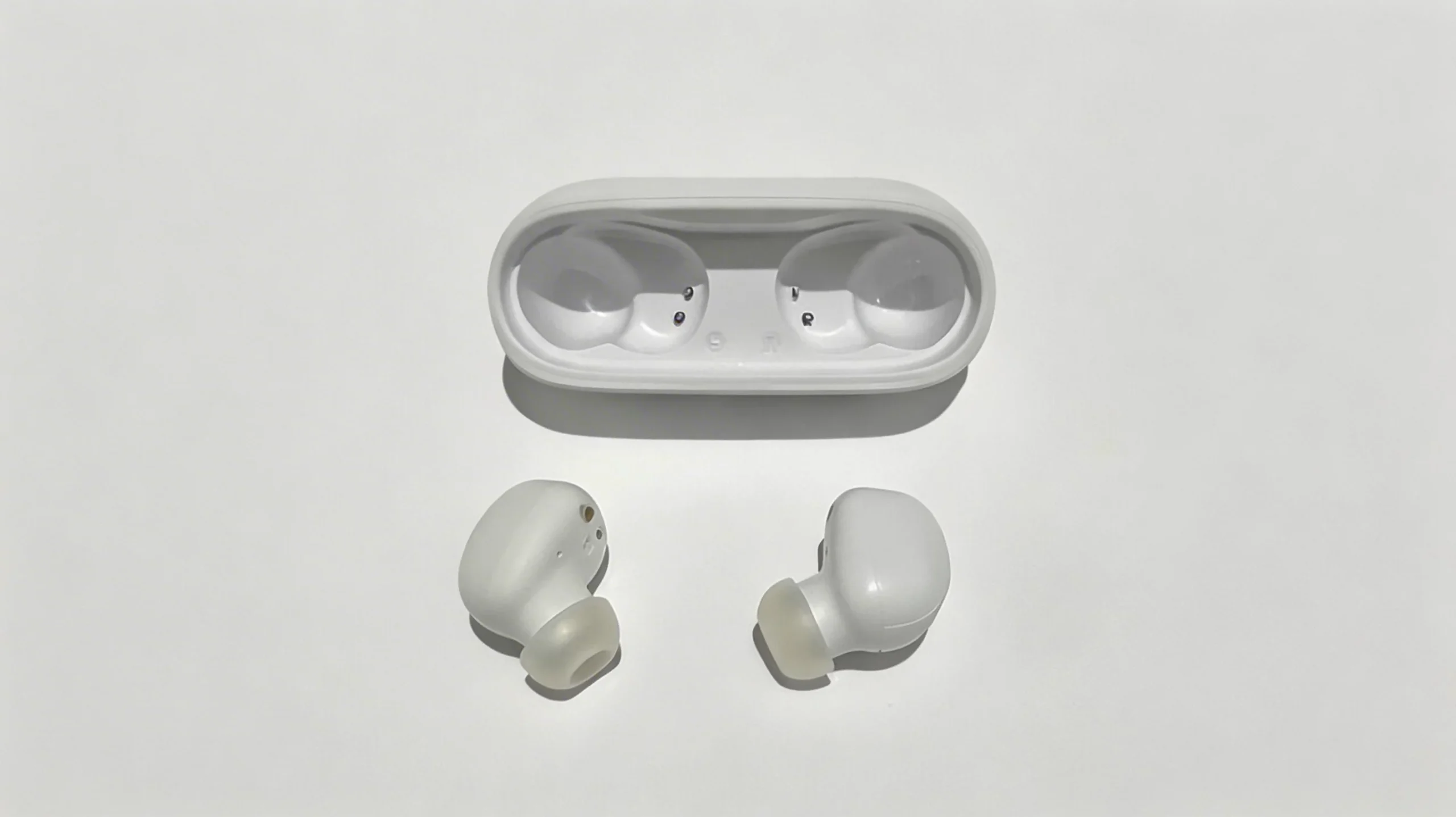 JBL Wave Buds 2 fone bluetooth com ANC e JBL Deep Bass com estojo de carregamento