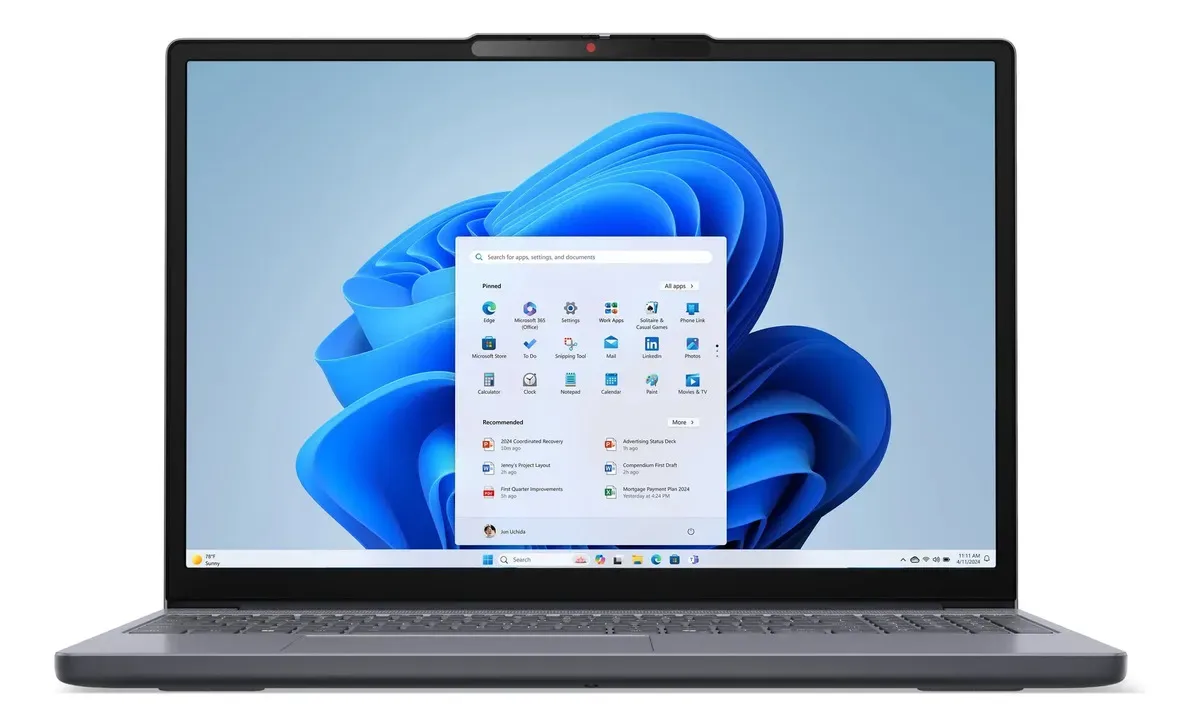 Lenovo IdeaPad Slim 3 15IRU10 perfil lateral mostrando espessura fina 17.9mm portátil